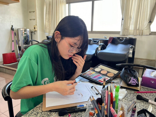 藝展長才 技職飛揚 臺南市16名師生榮獲113學年度全國技藝教育績優人員殊榮