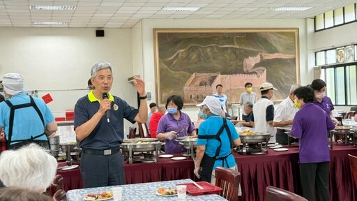 中彰榮家端節Buffet餐會 住民長輩大讚新奇又美味