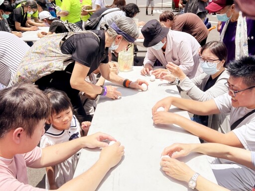 桃園慈護宮「ㄧ見粽情」園遊會熱鬧登場 邀請逾160名育幼院童歡慶端午