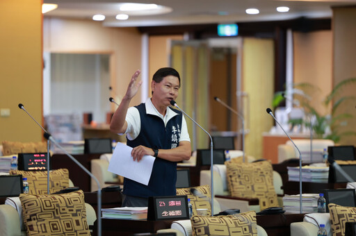 李鎮國總質詢文資考古衝突嚴重影響地方建設 黃偉哲歎:任人宰割