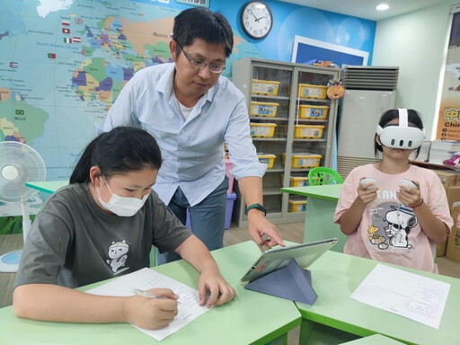 臺南VR教學雙強出列!5G新科技引爆教育元宇宙 偏鄉小校共振創新力