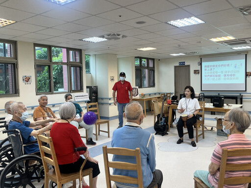 彰化榮家攜手國衛院音樂療癒活動 提升住民失智照護品質