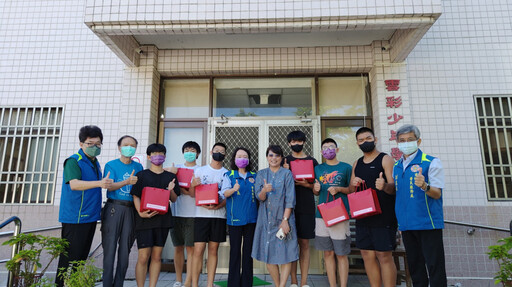 雲林榮服處姚辰蕙鼓勵雲彩畢業同學鵬程萬里展現青春正能量