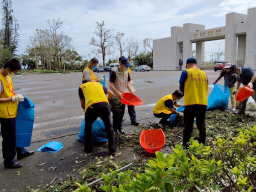 風災過後 臺南榮服處攜手榮欣志工替代役助榮家恢復家園