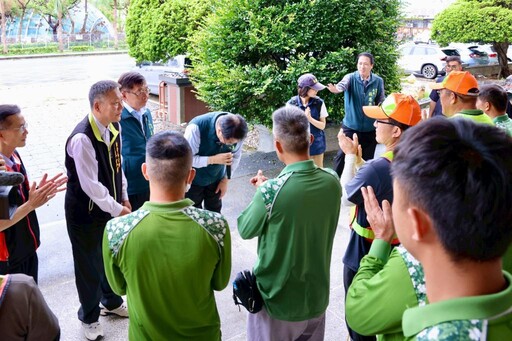 風災重創臺南 高雄馳援溪北地區投入救災
