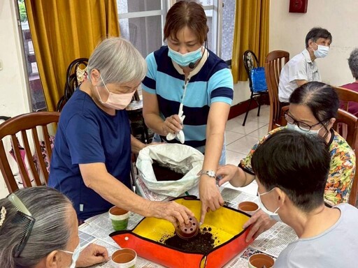 彰化榮家長輩手作植栽趣味多 體驗多肉植物DIY綠生活