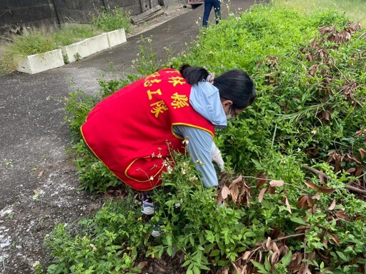 雲林榮服處榮欣志工溫馨服務 助高齡獨居榮民眷居家打掃