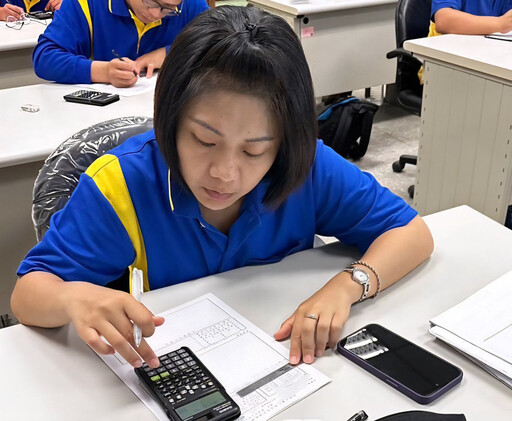 前舉重國手教職陷失業 勞動部助她續寫職涯篇章