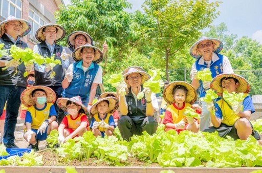 張善政視察國中小免費營養午餐 提高餐補助上限、在地食材守護食安