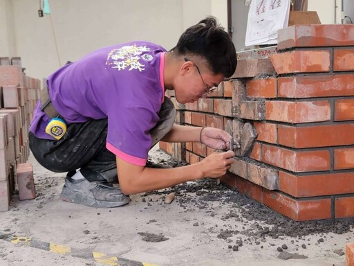亞洲技能競賽11/27南港開戰 中彰投分署培訓國手施勝華誓留砌磚金牌在臺灣