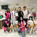 榮總南院驚現貴賓萌犬 大仁科大與長者共譜療癒時光
