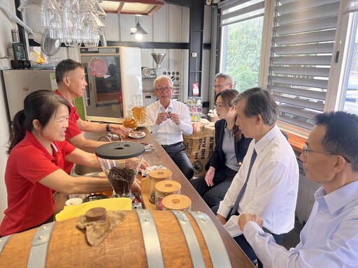 輔導會陳進廣拜訪雲林憲兵退役陳俊源 肯定創生典範