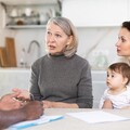 研究：子女成年後與父母同住較不擅管理金錢