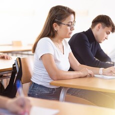 南韓大學入學考試將至，飛機停飛半小時