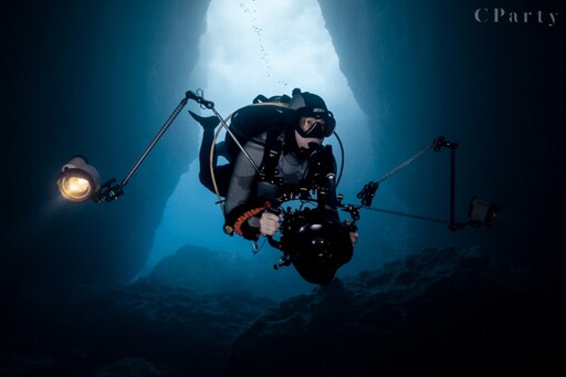 用鏡頭徜徉於海洋與淡醉之間｜水下攝影師Yorko Summer專訪