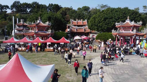 芬園鄉農會千人拔蘿蔔活動 人潮湧入寶藏寺帶動地方經濟