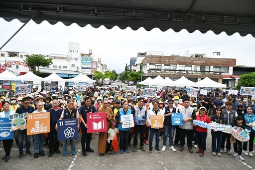 臺東縣響應世界地球日 發起全民淨街淨灘行動守護環境
