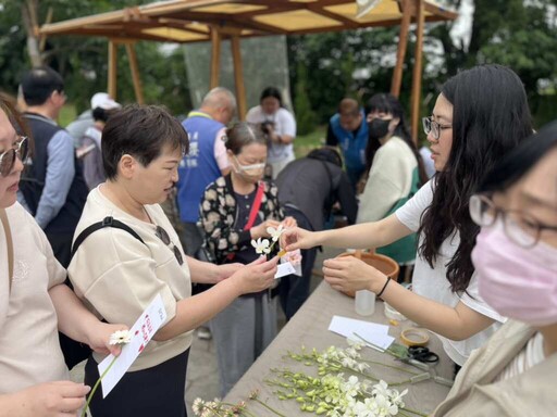 時光流逝愛未曾遠離! 中市「毛孩時光機」寵物植存追思會
