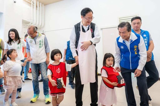 桃園市長張善政視察青山非營利幼兒園 致力打造育兒友善環境
