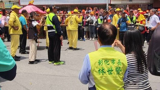 白沙屯媽祖停駕正德高中 彰化市長林世賢親自到場接駕