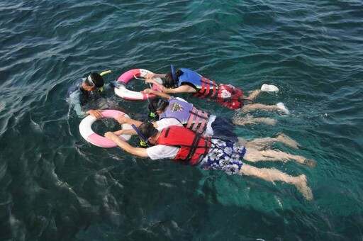 炎夏戲水夯!澎管處呼籲慎選合法業者、安全至上 玩水也要玩得安心