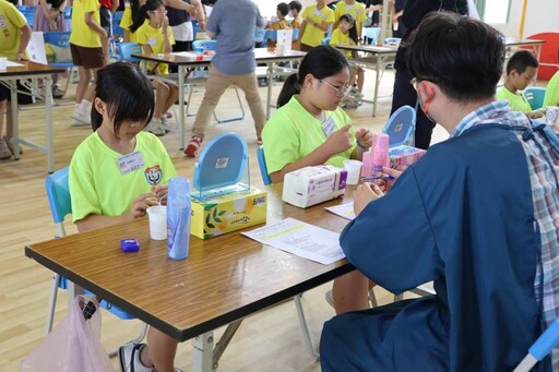 苗栗縣國小學童潔牙觀摩比賽登場 縣長鍾東錦重視孩子教育及健康