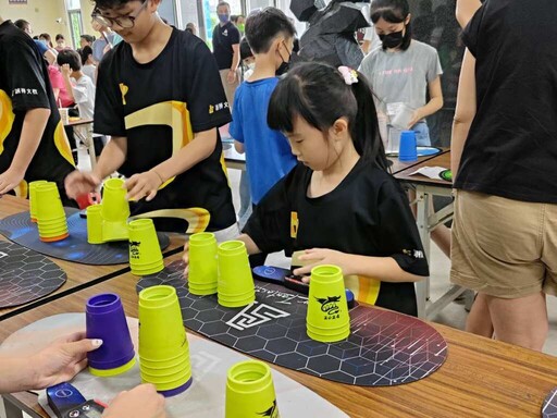苗栗縣長盃競技疊杯賽登場 135選手展手速拚實力