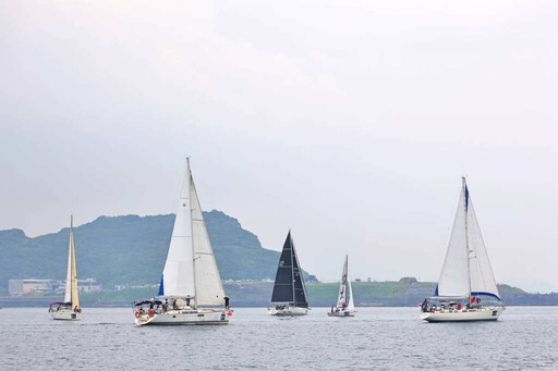 2025潮境海灣節「帆船月」熱力啟航 吸引萬人湧入碧砂港灣
