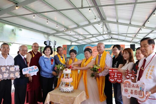 雲林家扶圓銀髮婚紗夢 張麗善證婚見證真愛歲月