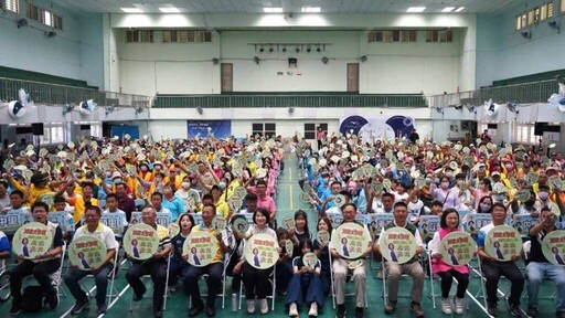 屏東縣志工齊心防疫 誓師清除登革熱孳生源