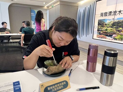 向海致敬 台東推動海岸清潔與漂流木再利用