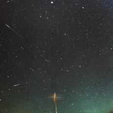獅子座流星雨17日迎極大期 殘月助攻觀測視野更清晰