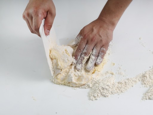 菠蘿皮的製作技巧與運用／如何做出酥與脆的口感差異？