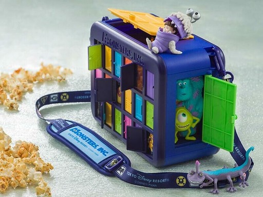 怪獸粉集合！東京迪士尼「怪獸電力公司爆米花桶」藏滿滿彩蛋，側邊小門還能隨意開關太可愛
