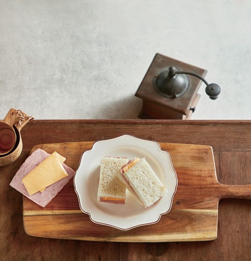 簡易吐司食譜／小黃瓜奶油乳酪三明治、火腿起司煉乳三明治