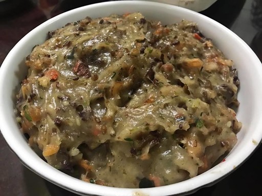你吃過傳統年菜「黏錢菜」嗎?兜錢、芡番薯粉、憨吉粿都是它!