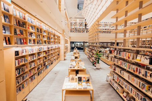 日本最美「蔦屋書店」插旗新竹!挑高 2 層樓書牆、日式美學設計超 chill
