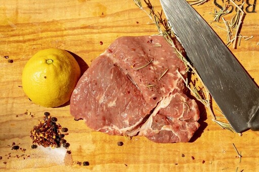 肉類食材保存技巧：一次用不完的各種肉類部位這樣處理、保存，料理時就會更快速方便！