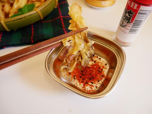 好酥脆「炸舞菇/炸菇菇」在家的日式居酒屋