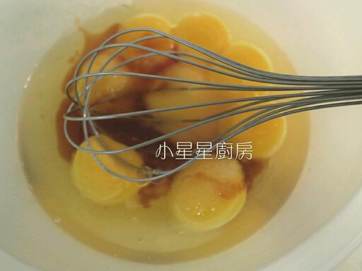 一次做兩個美味蛋糕！蜂蜜戚風蛋糕