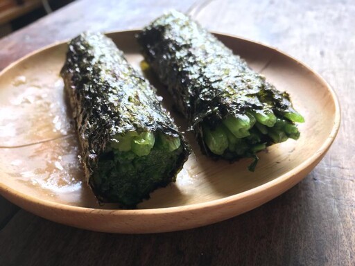 創意年菜！黃金菠菜蛋捲