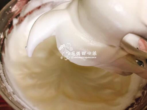 口感濕潤入口即化！日式輕乳酪蛋糕