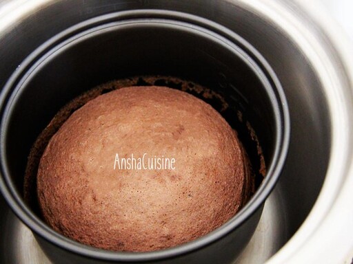輕鬆學用電鍋做蛋糕，母親節展心意！巧克力棉花蛋糕