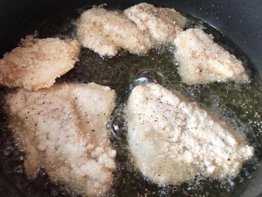 酸甜開胃很下飯！泰式炸魚片