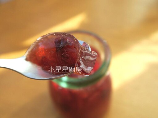 有果肉哦！新鮮櫻桃果凍