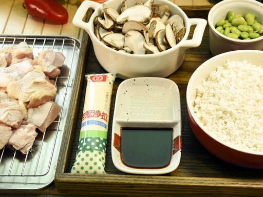 香氣迷人美味順口～日式雞肉炊飯
