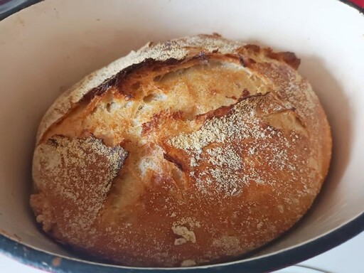 母親節簡單做麵包！免揉麵包