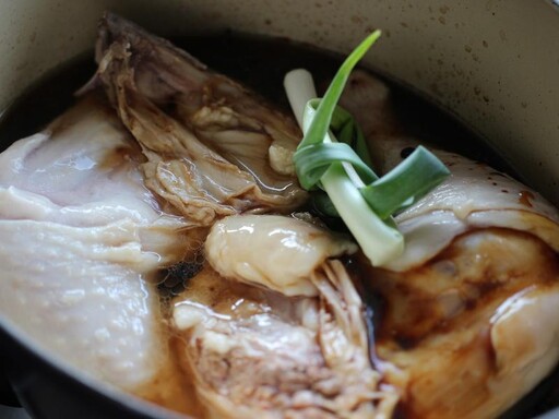 鹹香下飯～香滷雞腿