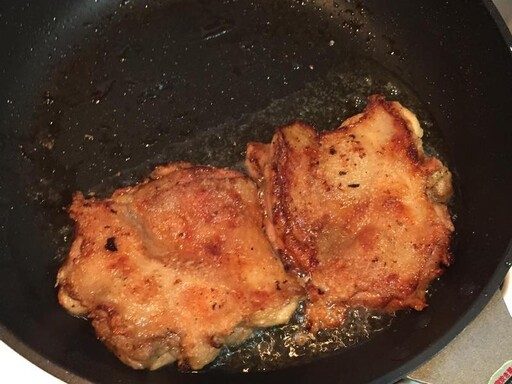 簡單又美味！免炸泰式椒麻雞
