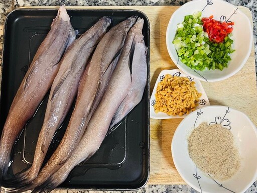 外酥內軟！椒鹽豆腐魚